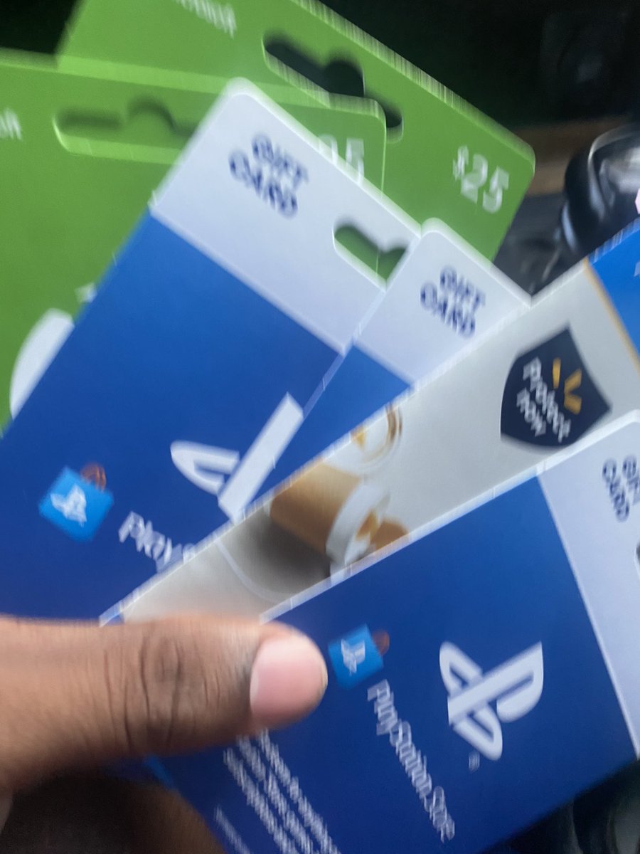 buke_11's tweet photo. Doing A giveaway Just because I fw y’all .. a few Xbox n Psn codes follow my twitch &amp; sub to the yt Post sc when done !! 😈

https://t.co/xYM6GwJ4hG

https://t.co/4bZcjNMNmG https://t.co/nFo1xABUgt