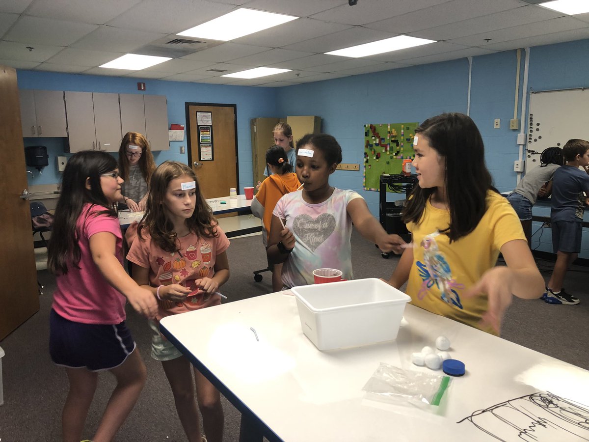 instruct2learn's tweet image. We had a great inaugural visit to the Fab Lab! 5th graders worked in their teams to build a levee to protect the (play-doh) city. Stay tuned to see who wins. @VaughanRockets @VESFoundation @CobbAlp #SOARon #lovetothinkhere