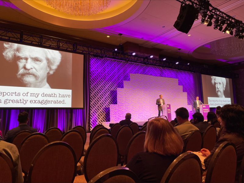 jtwinsor's tweet image. Great to hear @BarryAsin and @brianwallins kick off SIA’s Collaboration in the Gig Economy conference. #siagige @SIAGigE @SIAnalysts #opentalent #openassembly