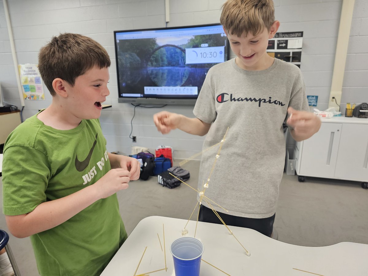 Elizabeth Andreassi tweet media