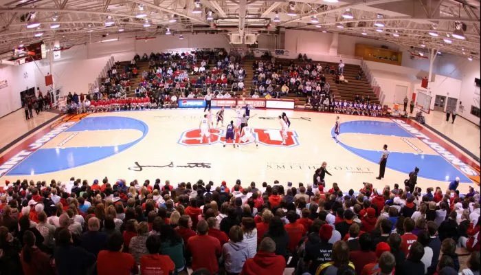 Thankful to coach Mckenzie, and <a href="/CoachDQ_/">Danny Quinn</a> for the visit and the offer to continue my academic and basketball career at St.John’s University. <a href="/SJU_Basketball/">SJU Basketball</a>