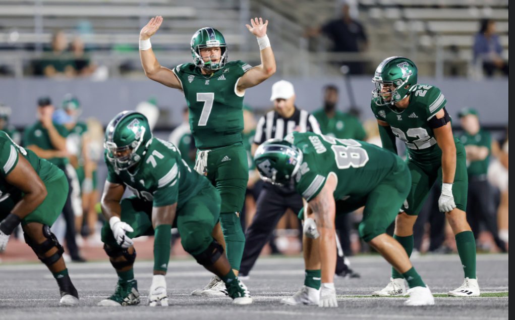 justinbell0426's tweet photo. After a great call with @Coach_Creighton I am beyond blessed to receive my first D1 scholarship from Eastern Michigan! @DakotaFootball @coachplouffe @Rivals_Clint @ReggieWynns @AllenTrieu @TheD_Zone @CoachJasonBaur https://t.co/sEUjVw0fYW