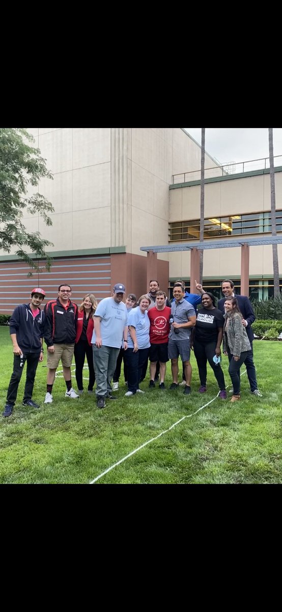 mpleon818's tweet photo. Great talking to @ABC7 news anchor @abc7tony along with @SOSoCal CEO Kelly Pond about this Saturdays @SOSoCal Plane Pull event!! Even got to play a little game of tug a war which was between #soglendale athletes and @ABC7 !!
#soscplanepull #wearesosc #inlusionrevolution https://t.co/XpIuUGBLyM