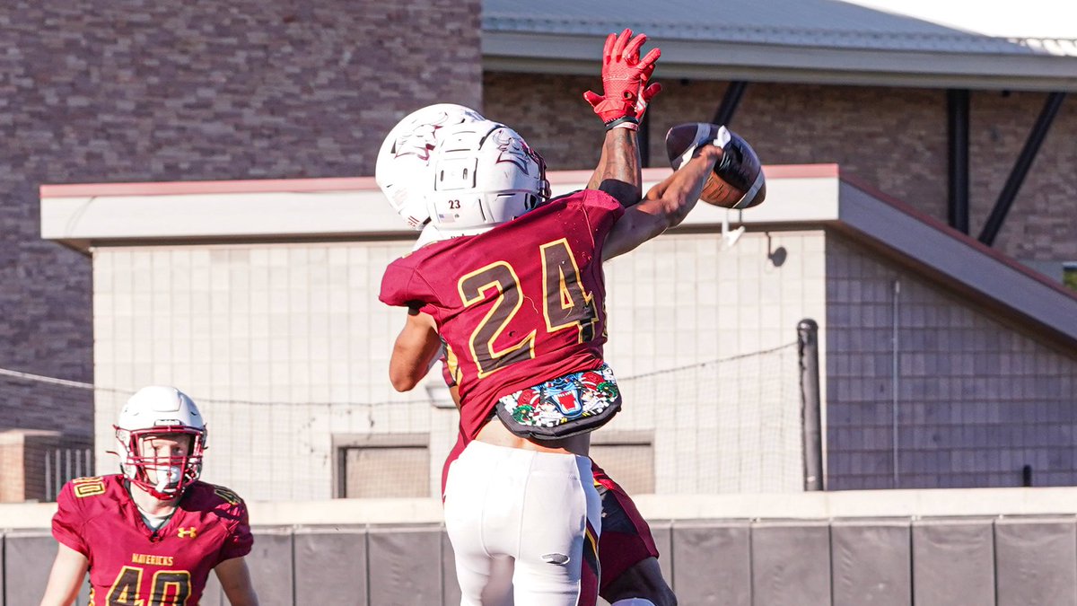 CMUMavsFootball's tweet photo. Back at home this week🙌
#MavUp // #RumbleMavs https://t.co/BMK37jjauw