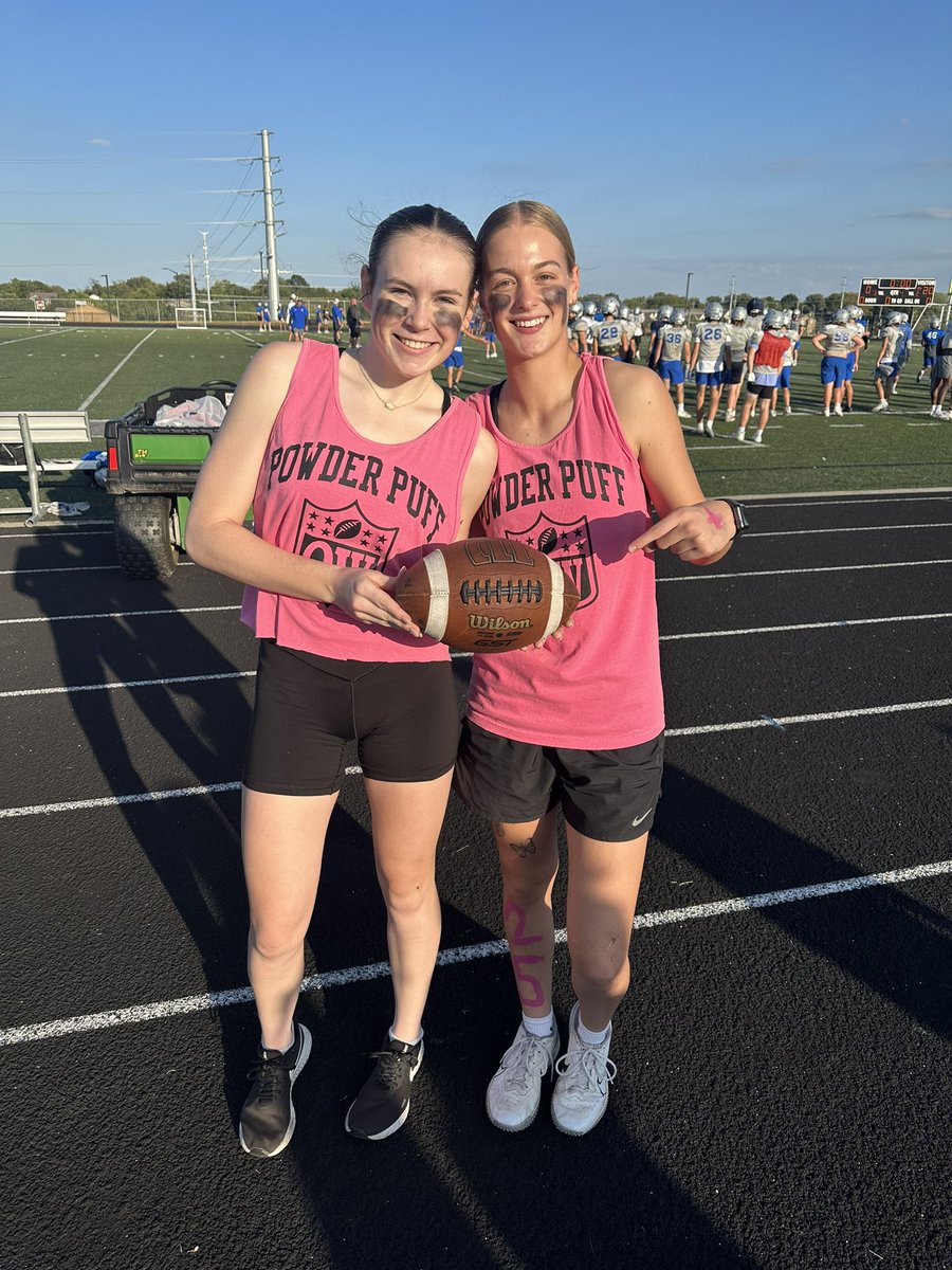 Praying for a safe game 😅 #Powderpuff23 #homecomingweek 🏈