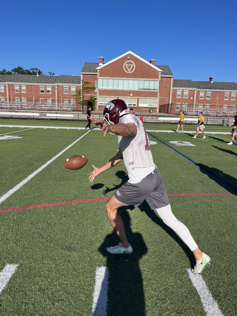 _SCFootball's tweet photo. Always a great day to get a little bit better‼️ The Specialists crushed it at practice today‼️🔻 #BOMBSQUAD #TEAM133 https://t.co/Pu8k5yxUPM