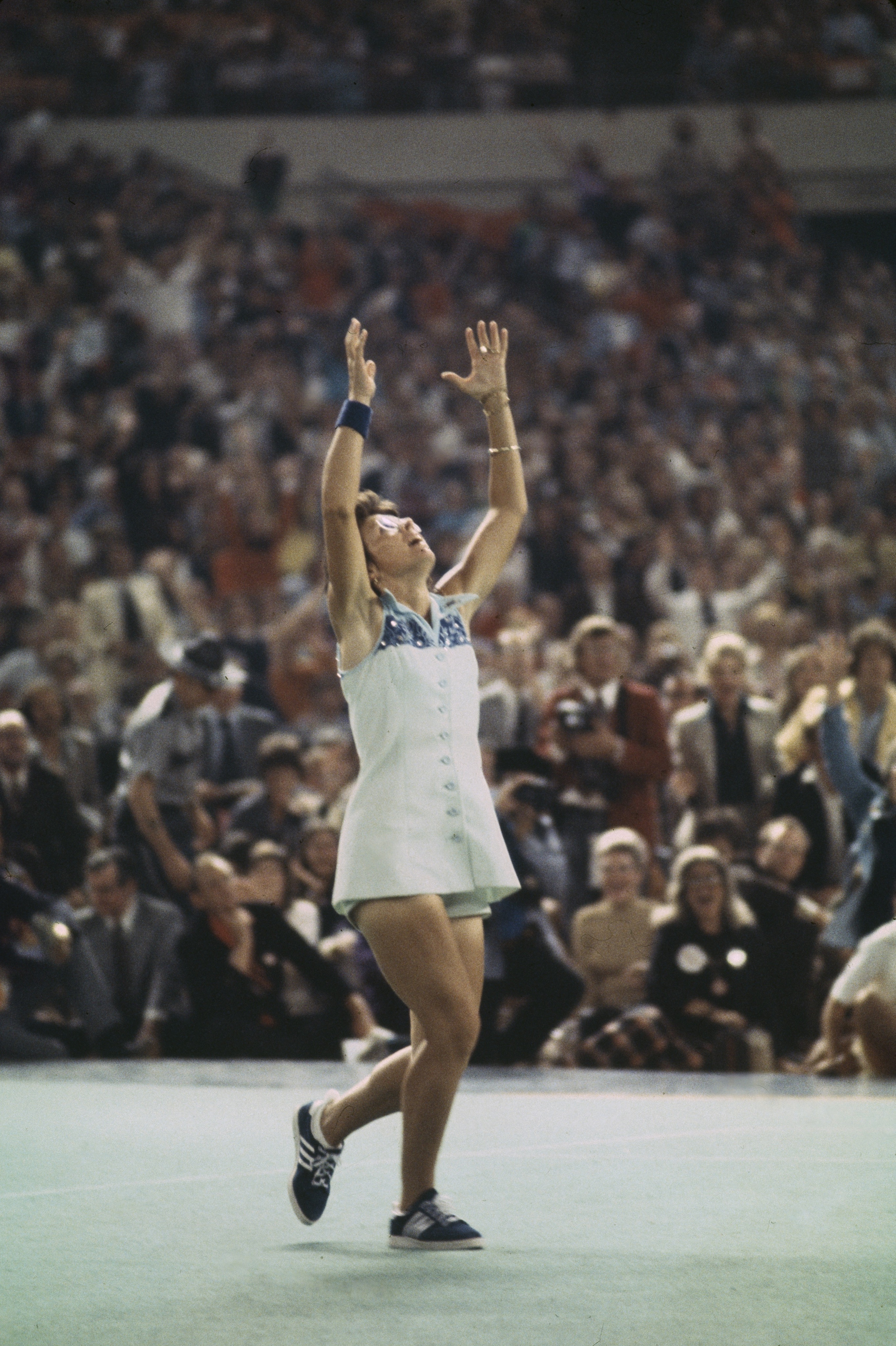 Former tennis player Billie Jean King (C) is joined by cast