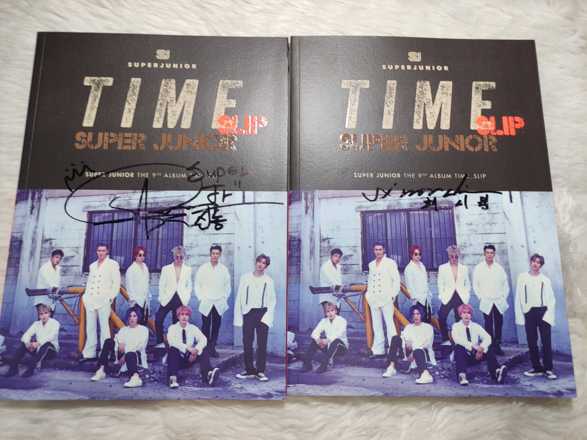 wtbkai's tweet photo. ˋ꒰ #wtbentables ꒱ˊ
☆ SUPER JUNIOR Signed Time Slip album
⇢ pb cd only
⇢ 1000 php BOTH; siwon &amp; shindong signed
⇢ pls read carrd before transacting

reply/dm to buy

𖥻 wts lfb ph onhand suju album sj official merch https://t.co/MwzfjqM4bH