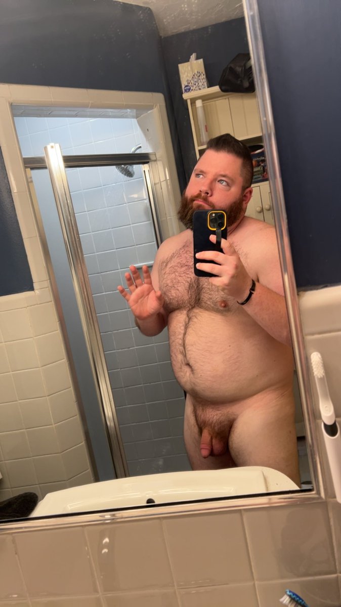 zachbeardcub's tweet photo. I thought it was Tuesday. Here’s my tummy. 

That’s all https://t.co/y0Ks3S84ZV