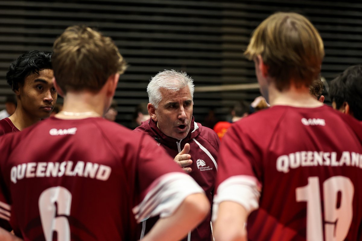 ausvolley's tweet photo. π£οΈ Shout out to all the amazing coaches, officials and volunteers who give up so much time to ensure players at the Australian Youth Volleyball Championships have a fantastic experience π
π Draw/results π https://t.co/TUFKlwJ1OH
πΈ @Rogue_Gun
#youthchamps #AYVC #Volleyball https://t.co/Ara0oCLvKN