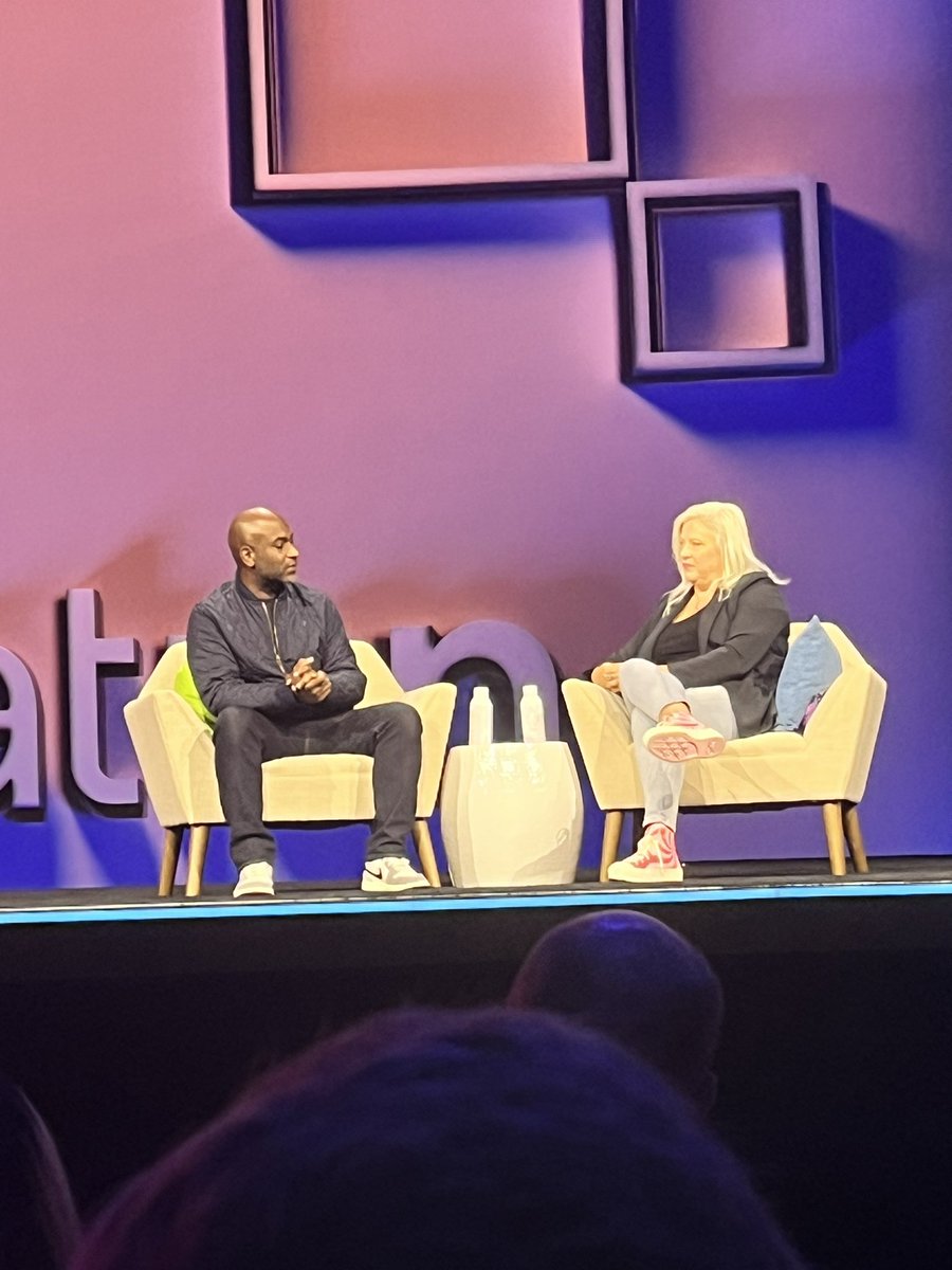 wes_gelpi's tweet photo. Just wrapped up #IntelInnovation  - such a great two days finished with the most inspiring of hours with @kelseyhightower.  Honored to be one of those “random” people he has reached out to.  Such an inspiring figure in tech! https://t.co/PWO1Ogy1AO