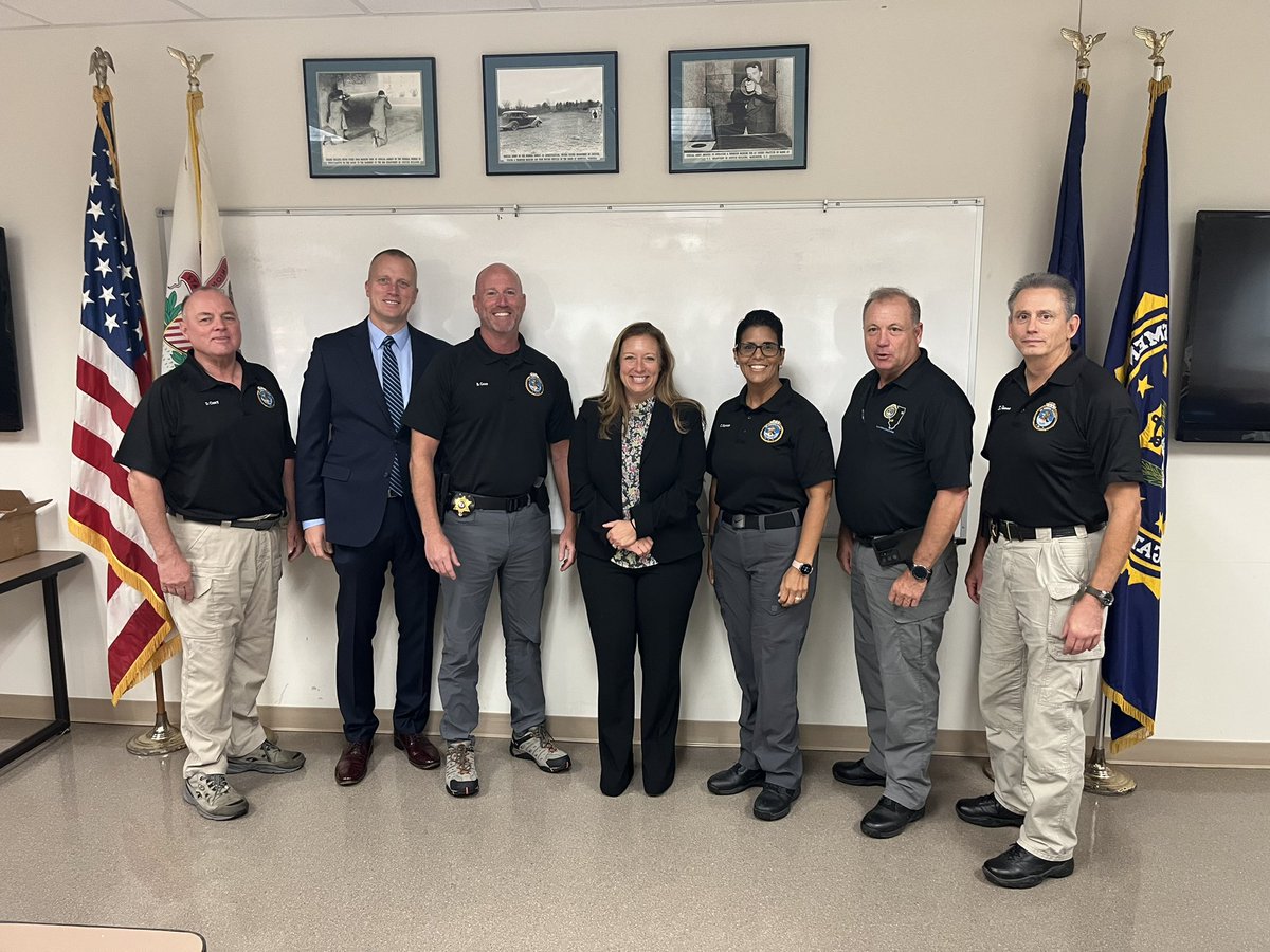 ilfbinaa1951's tweet photo. Thank you to @KaneSAO SA Jamie Mosser for speaking to the Northern IL FBI NAA today on the PreTrial Fairness Act. 
#FBINAA @FBINAAQuantico @FBIChicago https://t.co/lkE1jGBCMt