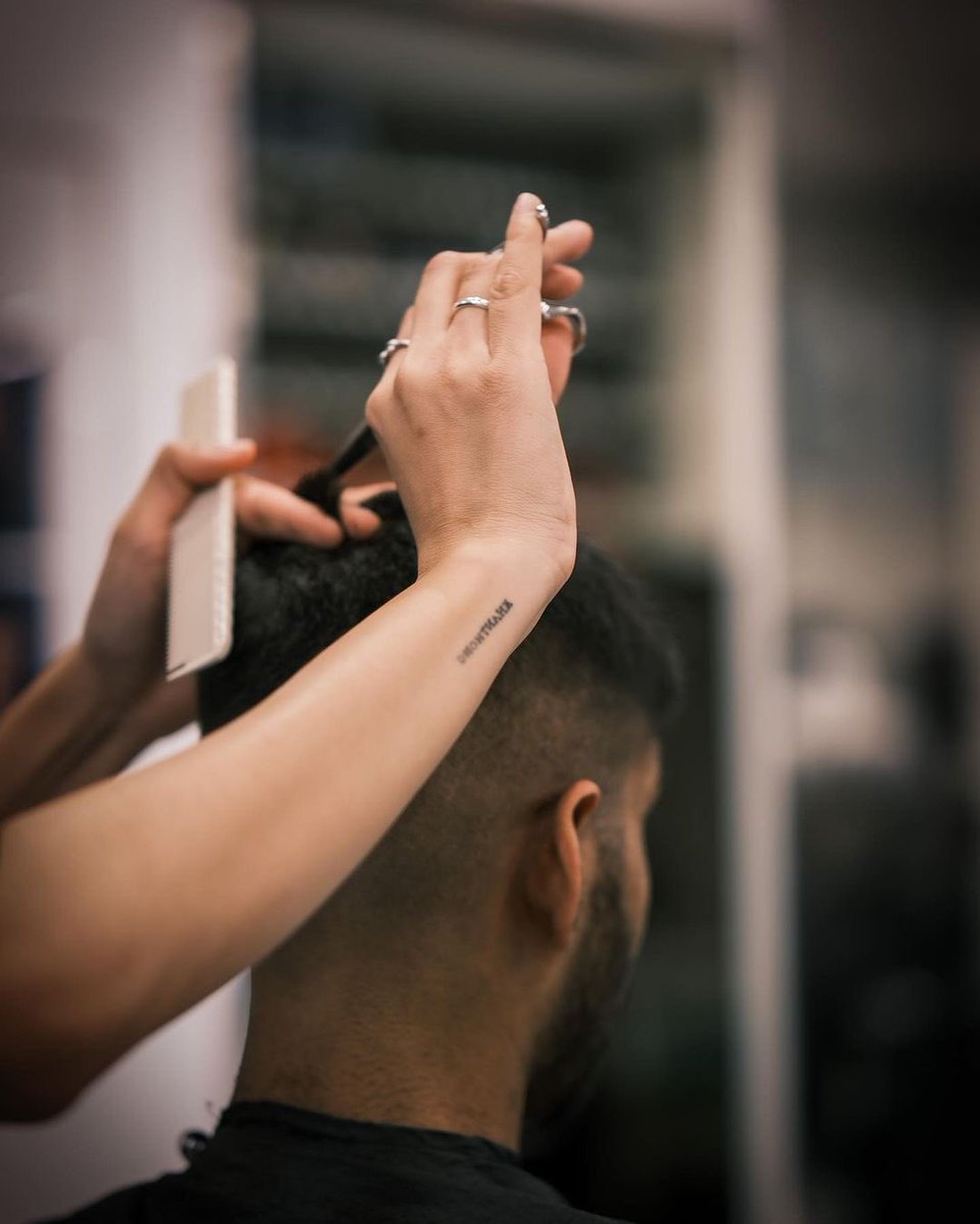 bringmefaye's tweet image. “เพราะความฝันที่กลายเป็นความจริงได้ สิ่งนี้แหละที่ทำให้ชีวิตน่าสนใจ :)”

- MaliStagram

#ฝ้ายสุภาพร
#faye_malisorn 
#sassoonacademy