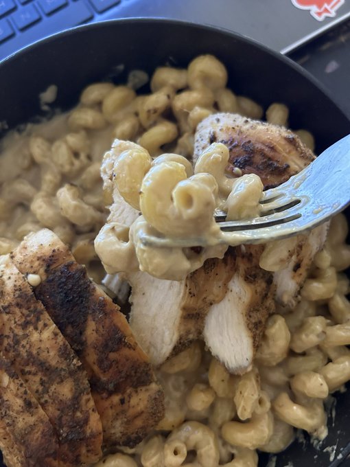 Boom! Creamy Lemon Chicken Pasta https://t.co/7o0mMYkDdh