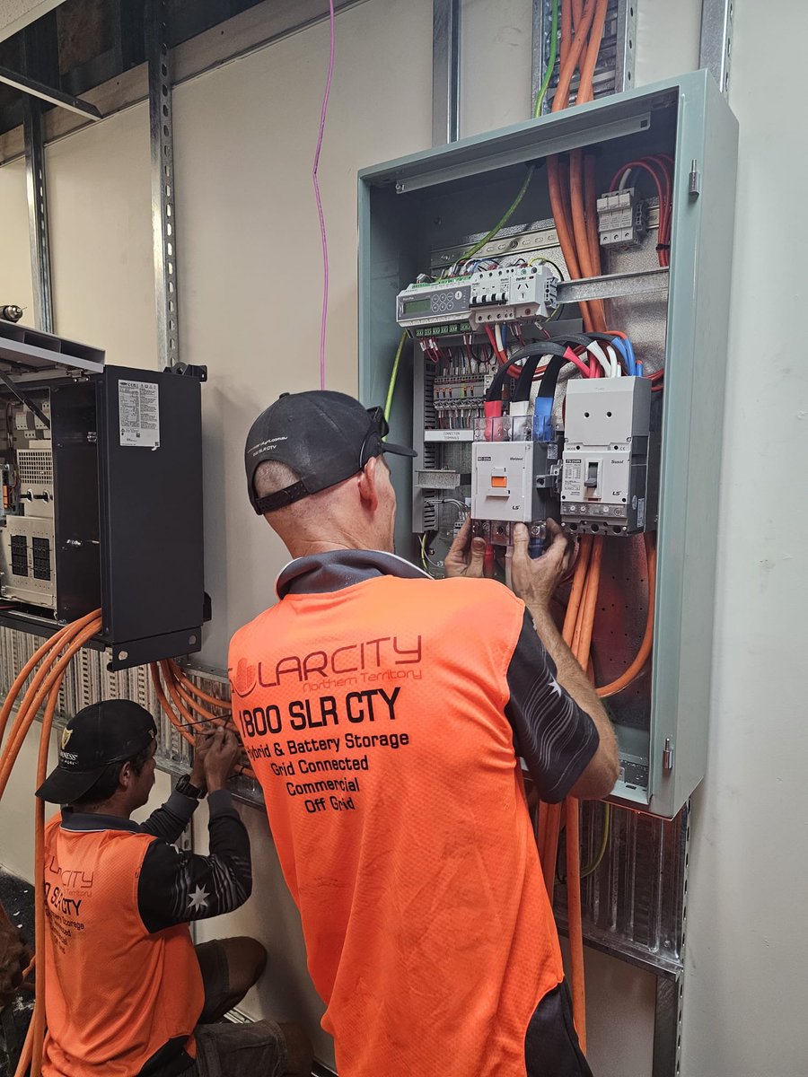 solarcitynt's tweet photo. Another busy week here at SCNT https://t.co/SLtM9SzuSV