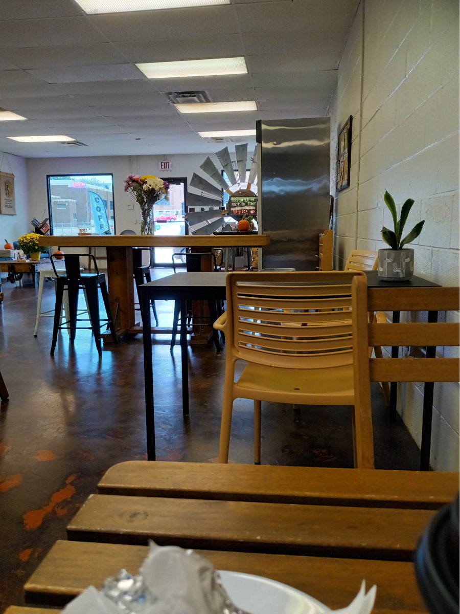 pntdpolarbear's tweet image. I work on average 56 hours a week so i really enjoy getting time off to do what I want and go on adventures. Be that as it may I do tend to go a bit off in the head living alone so I made a point of getting out and about. I sat in a new coffee shop today and journaled for a bit!