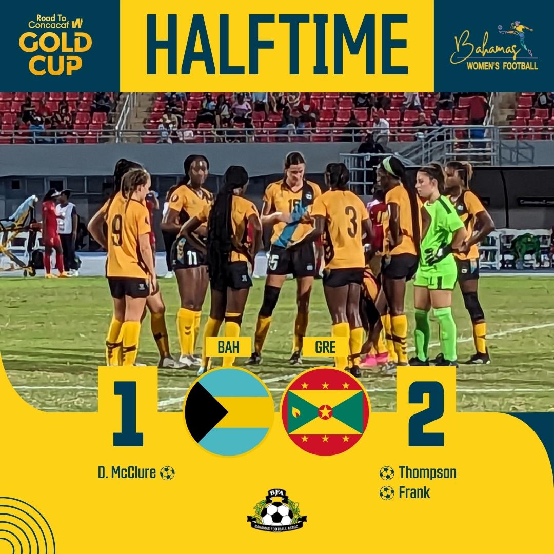 BahamasFootbal1's tweet photo. ⏱️ Halftime whistle sounds! A fierce first half between Bahamas and Grenada, with Grenada taking the lead by 2-1. Take a breath, strategize, and gear up for the next 45 minutes! 🇧🇸🔥 #HalftimeHuddle https://t.co/BG1kDAnAkK