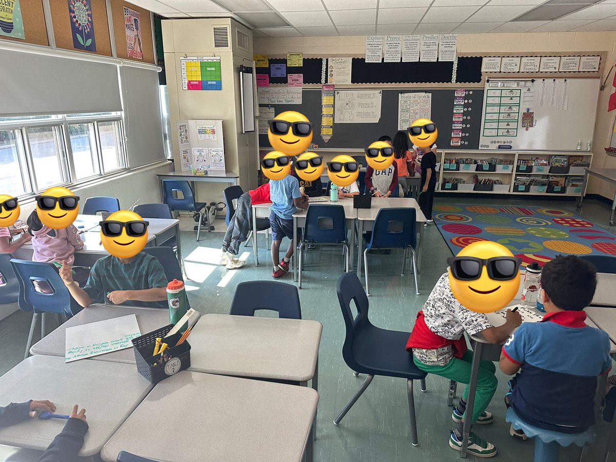 MsDejonge's tweet photo. Grade 3s are working on using adjectives to make their sentences more “juicy”! Students worked together to describe the animal pictures and share with the class! @MunnsPs https://t.co/qAvqtGAVa4