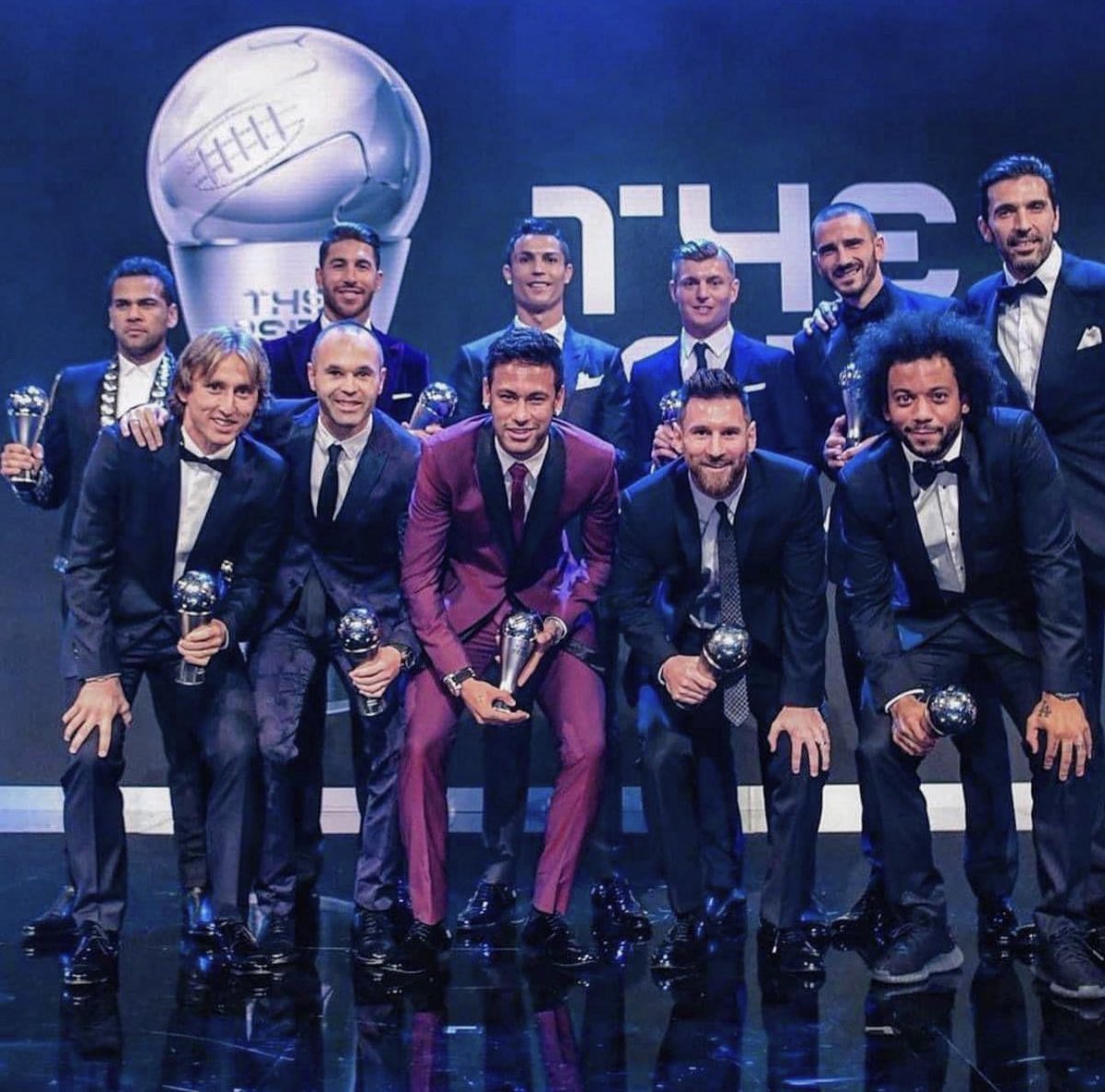 Senhoras &amp; Senhores, com vocês… o melhor time do mundo em 2017.😮‍💨🥺