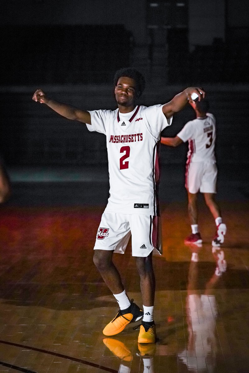 A little sneak peek what we’ve got cooking in the Mullins Center this season 👀🏀

#Flagship🚩