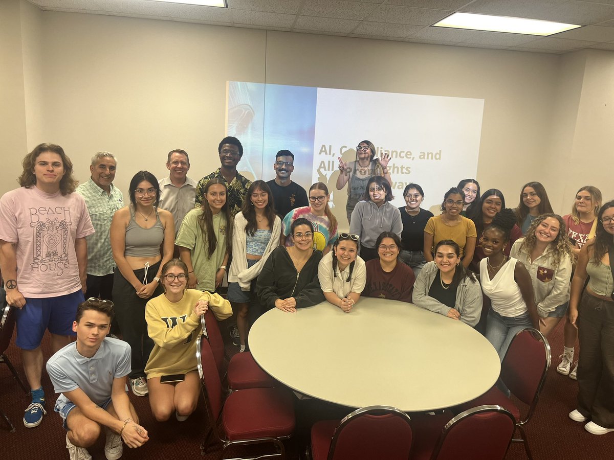 Big thank you to <a href="/TheTimHayden/">Tim Hayden</a> for coming to speak to us about the power AI and it’s future!  
#txstprssa #TXST