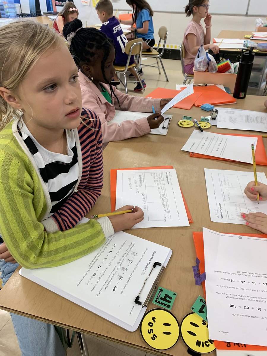 Miss Kodroff tweet media