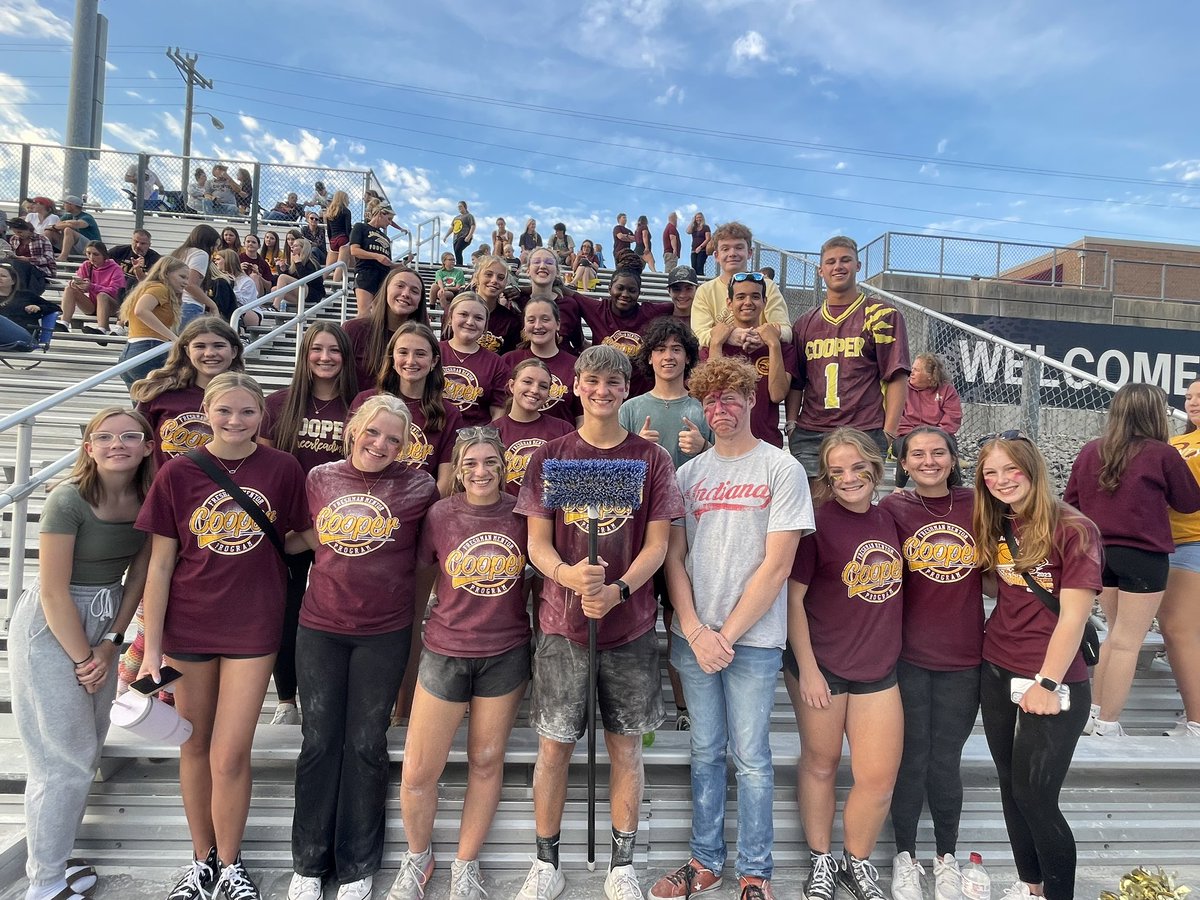 FMPs cheering on the <a href="/CooperFootball/">Cooper Football</a> freshmen to a nail-biting victory tonight. Way to go freshmen!