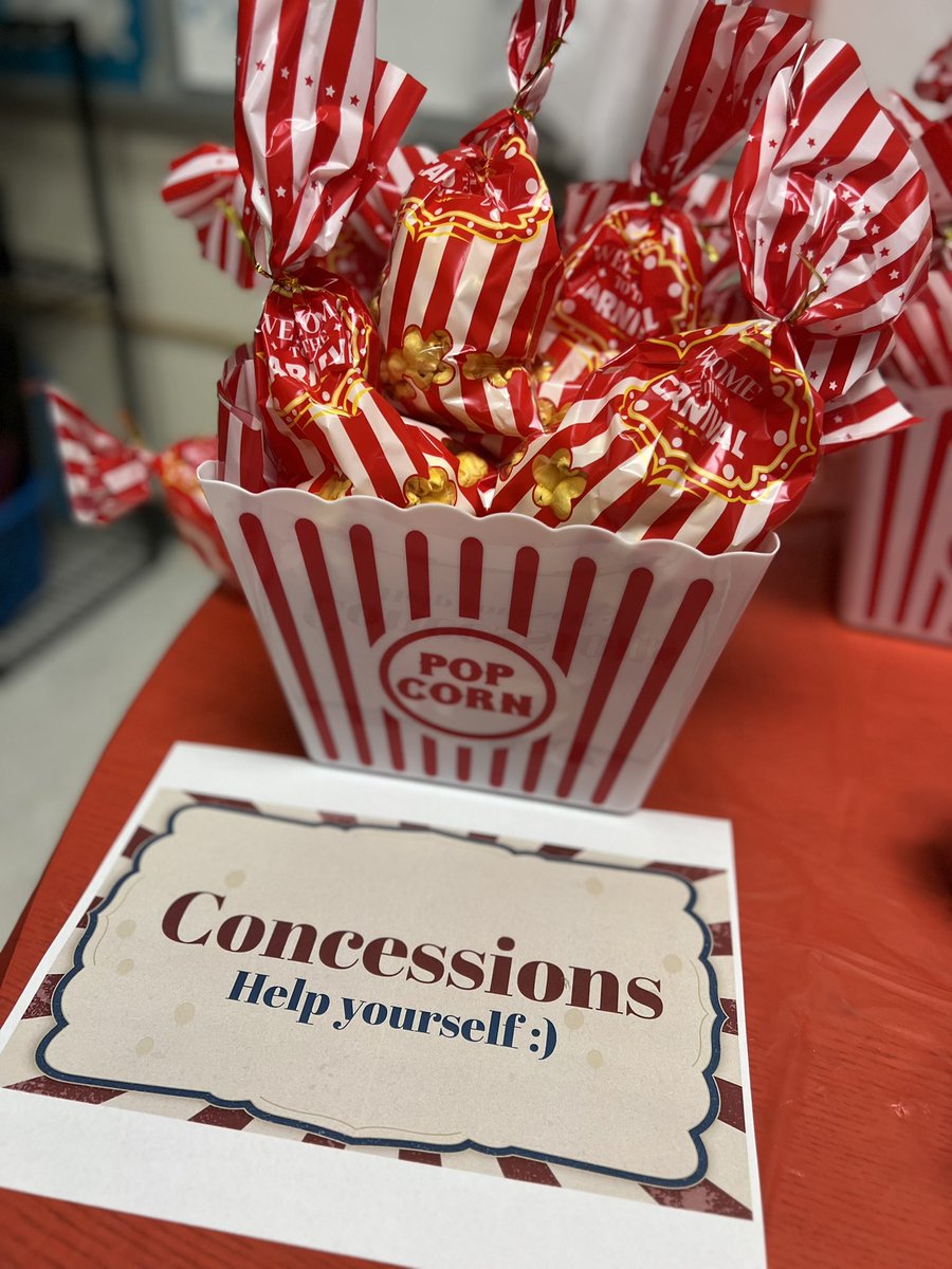 marra_tara's tweet photo. It’s a “CIRCUS” in here! 🎪🍿 loved meeting all our families tonight! @JillLech @LTPS1 @LISShines https://t.co/sG3ymF5Otj