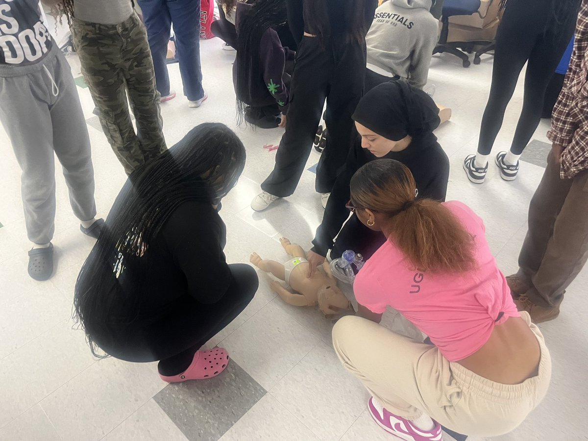 SGHawksTeacherAcademy tweet media