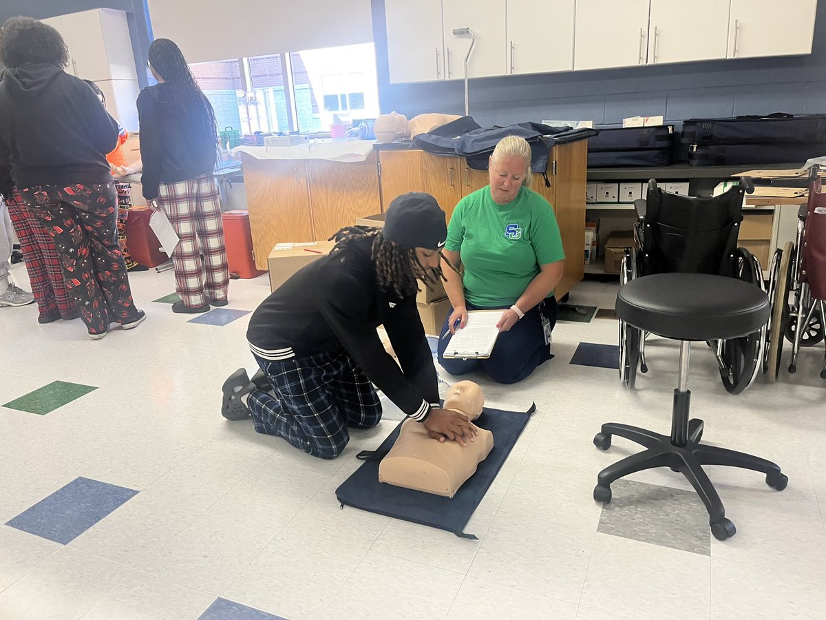 SGHawksTeacherAcademy tweet media