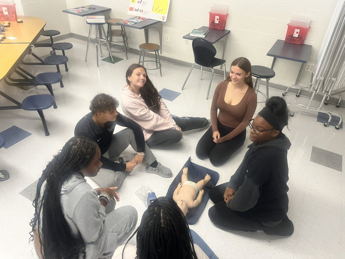 SGHawksTeacherAcademy tweet media