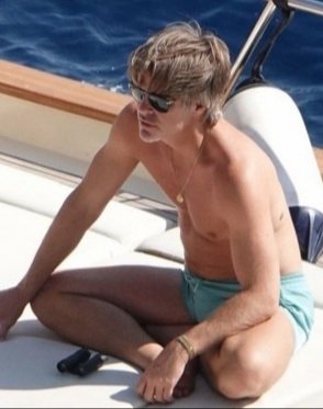 팡니 앞머리 내려온 거 진짜 좋다 넘 예뻐... (Sep. 12, 2023)

#ChrisPine #크리스파인