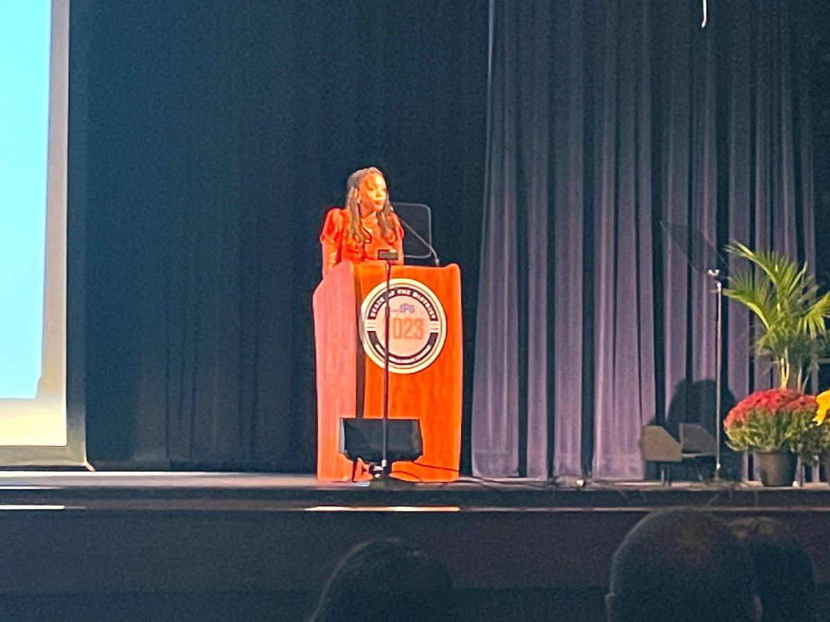 @IPSSchools State of the District Address by @AleesiaLJohnson was inspiring #RebuildingStronger #WatchUsWork #TeamIPS
