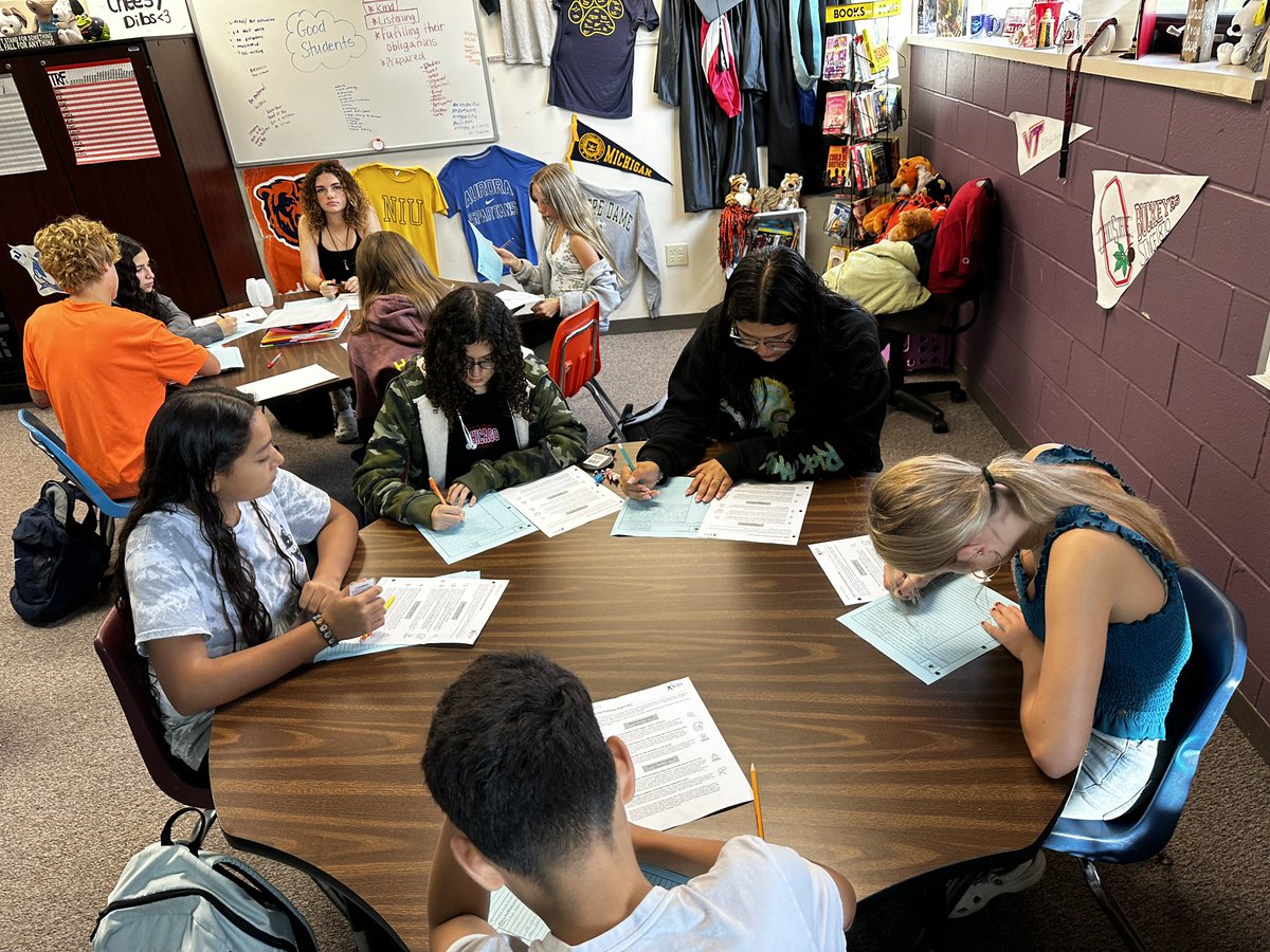 Ms. Engfer tweet media