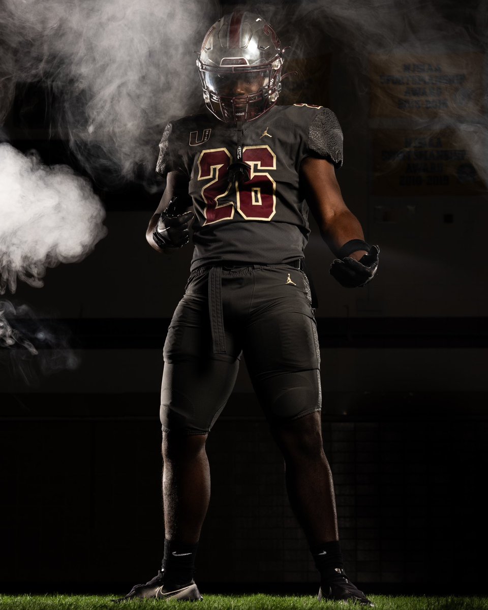 UHS FOOTBALL (@theu_farmersfb) on Twitter photo Huge THANK YOU to <a href="/NesbitDigital/">NESBIT DIGITAL</a> !!!
BIG TIME photo shoot for our guys!!!
🙌🏼🏈📸🔥🔥🔥🔥🔥
#FAMILY #EAT #Quest23 Huge THANK YOU to <a href="/NesbitDigital/">NESBIT DIGITAL</a> !!!
BIG TIME photo shoot for our guys!!!
🙌🏼🏈📸🔥🔥🔥🔥🔥
#FAMILY #EAT #Quest23