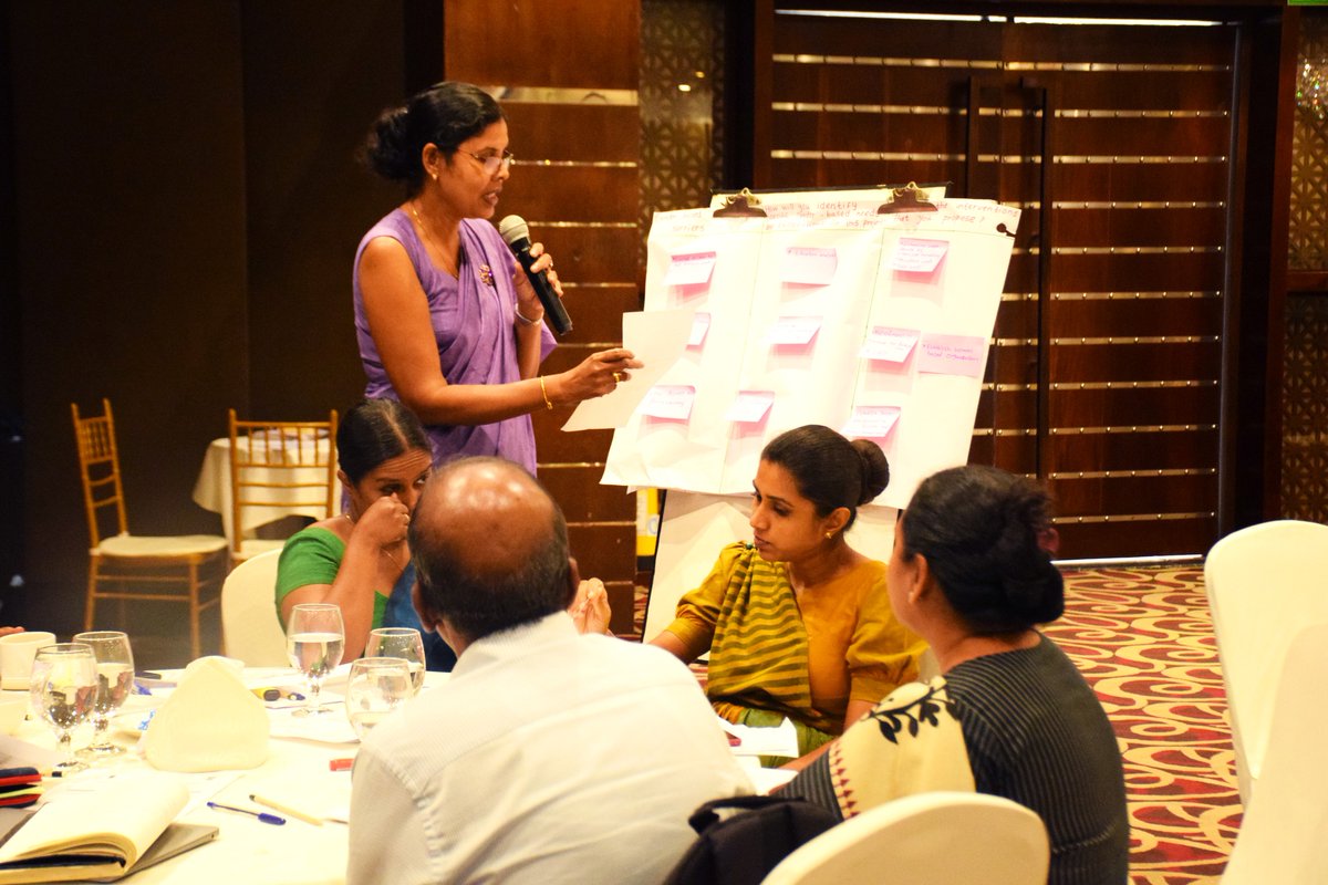 USAIDCAP's tweet photo. This week, the #ClimateChangeSecretariat of Sri Lanka/ Ministry of Environment; @UNDPSriLanka, and Janathakshan GTE Ltd invited our Project to make a presentation on the topic ‘Climate Change and Women in Agriculture to key government officials in Sri Lanka. https://t.co/obeVWJtLQL