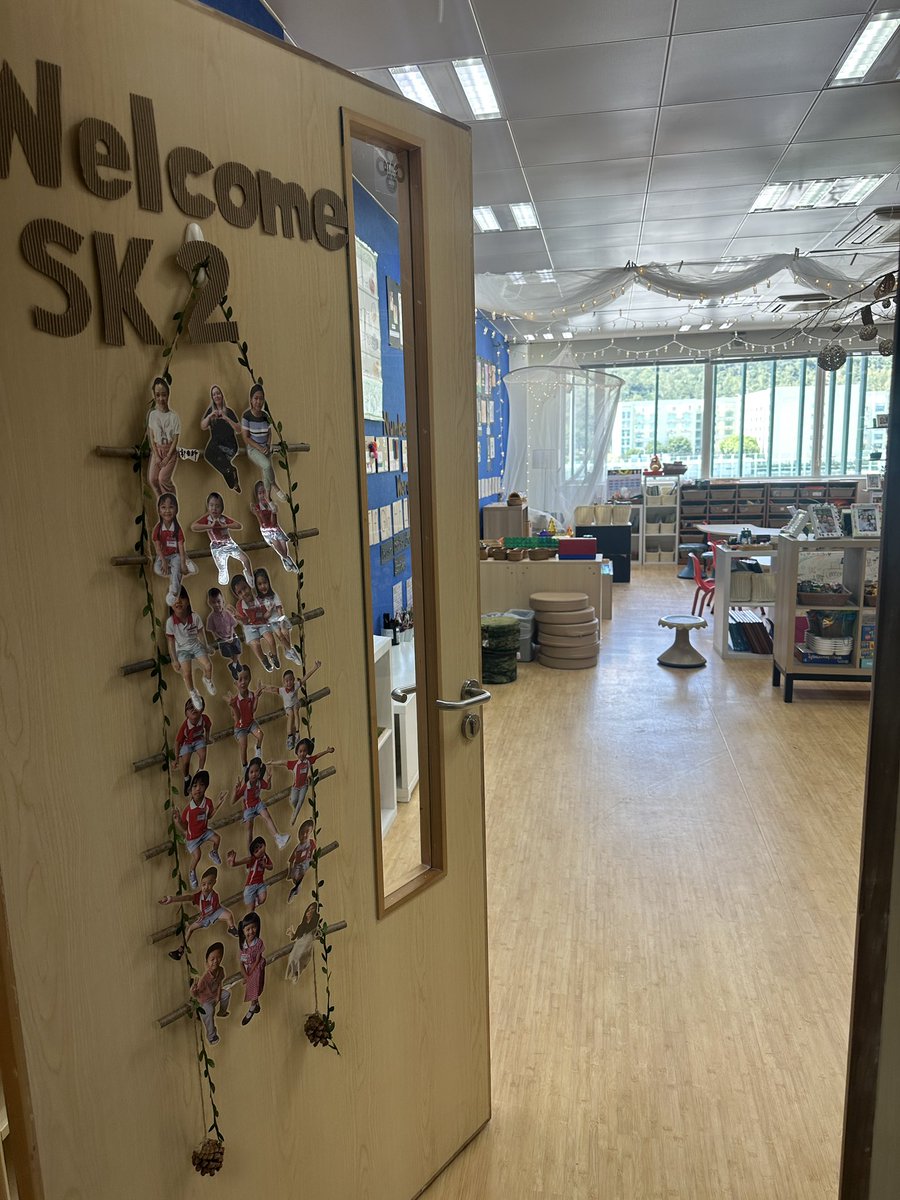 Whitney Elliott tweet media