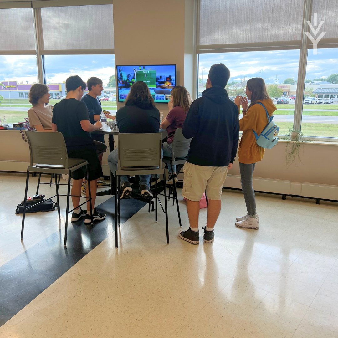IvyTechCC's tweet image. Ivy Tech Madison campus organized a Video Game Event on National Video Game Day.

#ivytech #it #indiana #september #spotlight #videogame