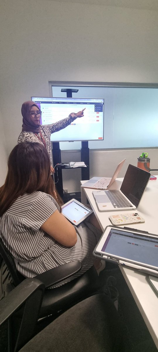 Thanks <a href="/nurunnawal/">Ms Nawal</a> for a short but very informative session on <a href="/KooBits/">KooBits</a>. Certainly something I look forward to using in and out of the classroom! Add to cart!! #Math  #mathssupport