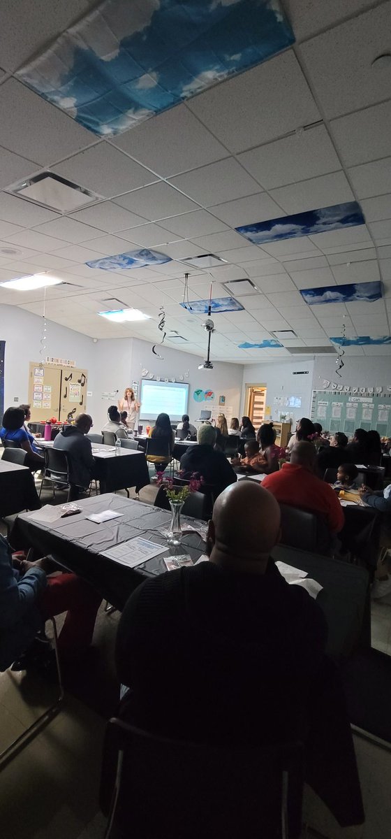 lilvike31's tweet photo. Parent involvement was awesome today at our Thompson's Tea. Our goal was to educate our parents for increased student achievement. Well they showed up and we showed out with a great presentation. #AAGV https://t.co/ynoJCnZTGa