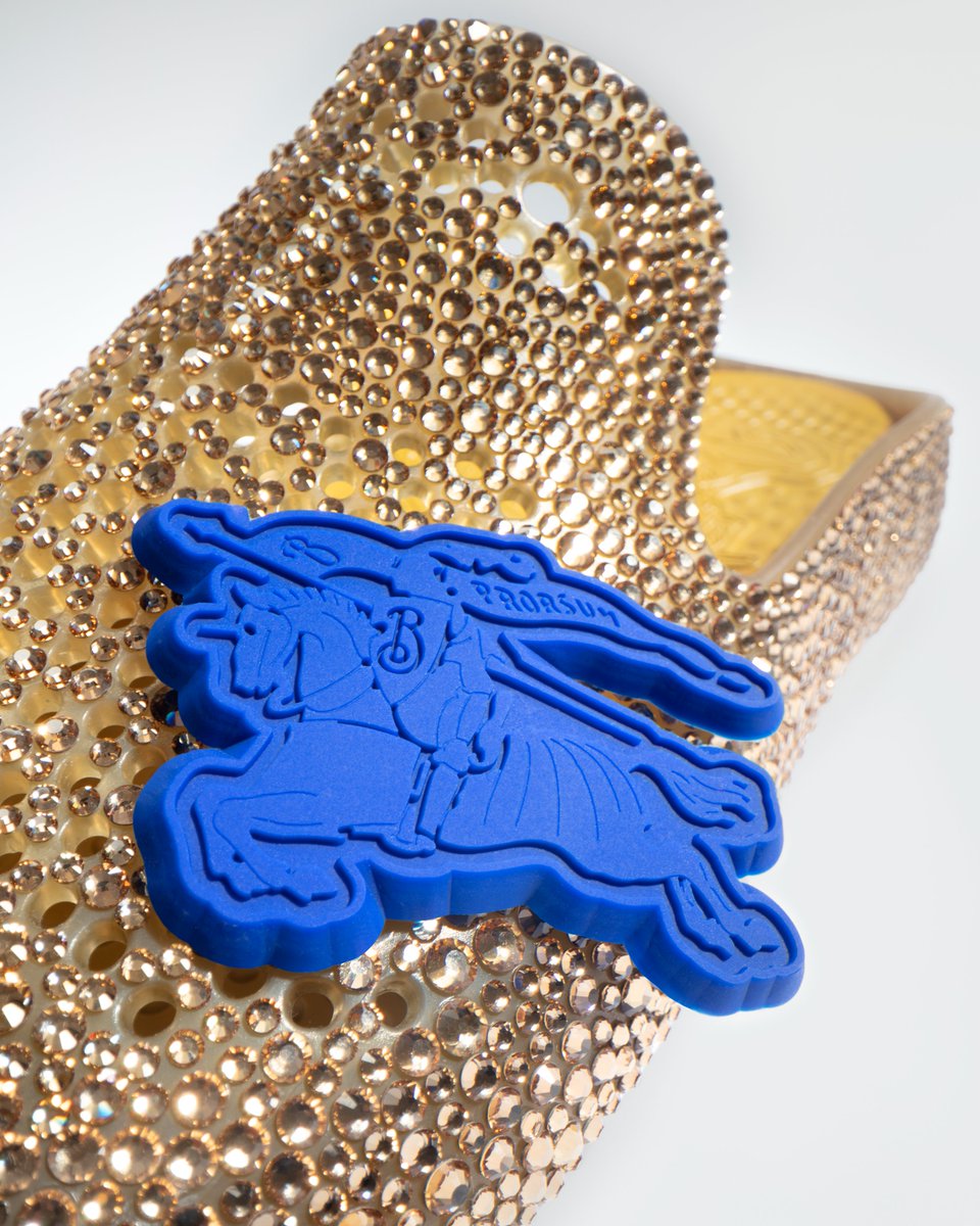 Burberry Japan (@Burberry_Japan) / Posts / X