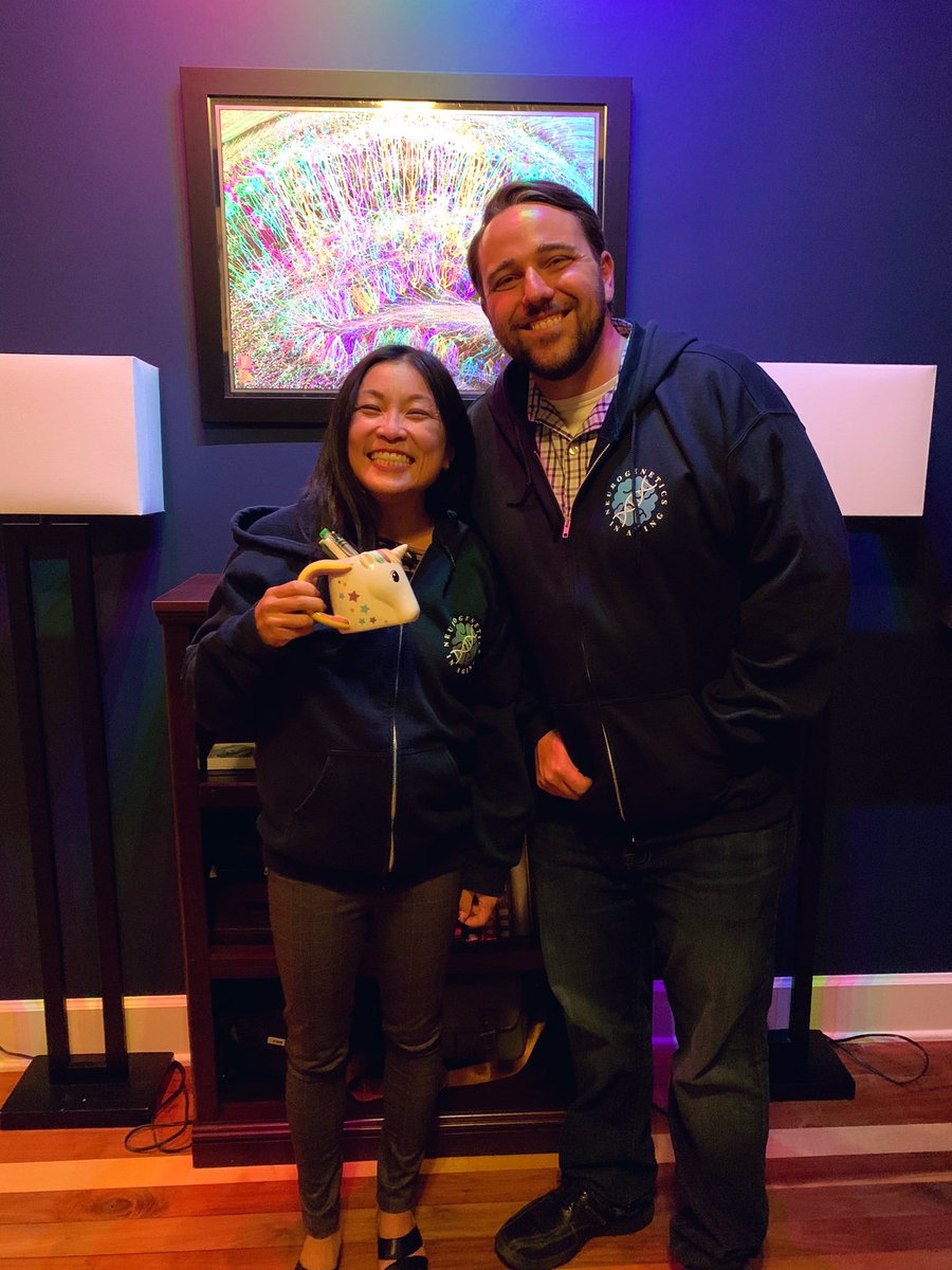 YokoyamaLabUCSF's tweet photo. Officially part of the extended family #Laboyama @jNickCochran🦄 🧬 🧠 https://t.co/Ukcg4EFdSo