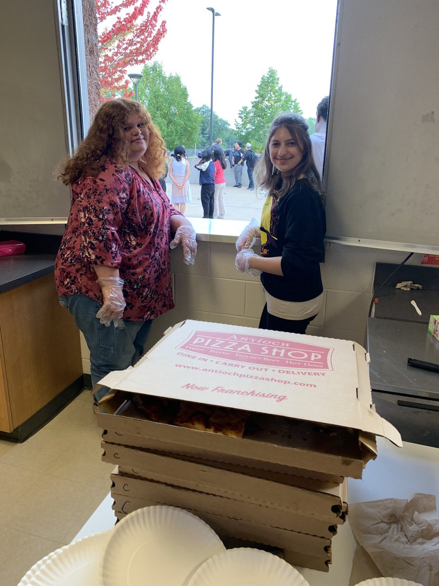 Sophomore Class Council 24-25 tweet media