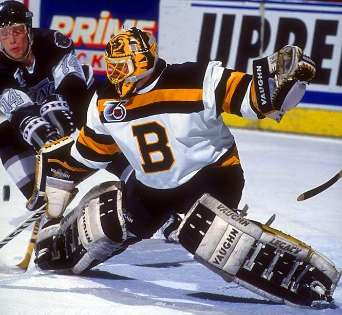 Masokur's tweet photo. @NHL Along with that legendary helmet, naturally.
#NHLBruins https://t.co/pfdyjOAtjy