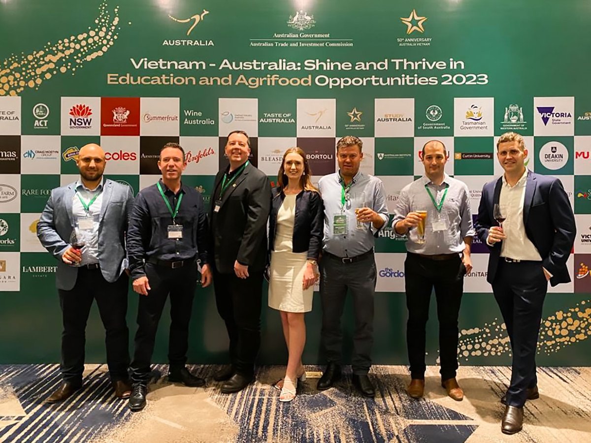 Yesterday we were in Ho Chi Minh, showcasing premium #WesternAustralian produce at the ‘Shine and Thrive in Agrifood Opportunities 2023’. Thanks to @seafoodAUS @meatlivestock @Hort_Au @wine_australia @Dairy_Australia for elevating the presence of @Australian products globally.