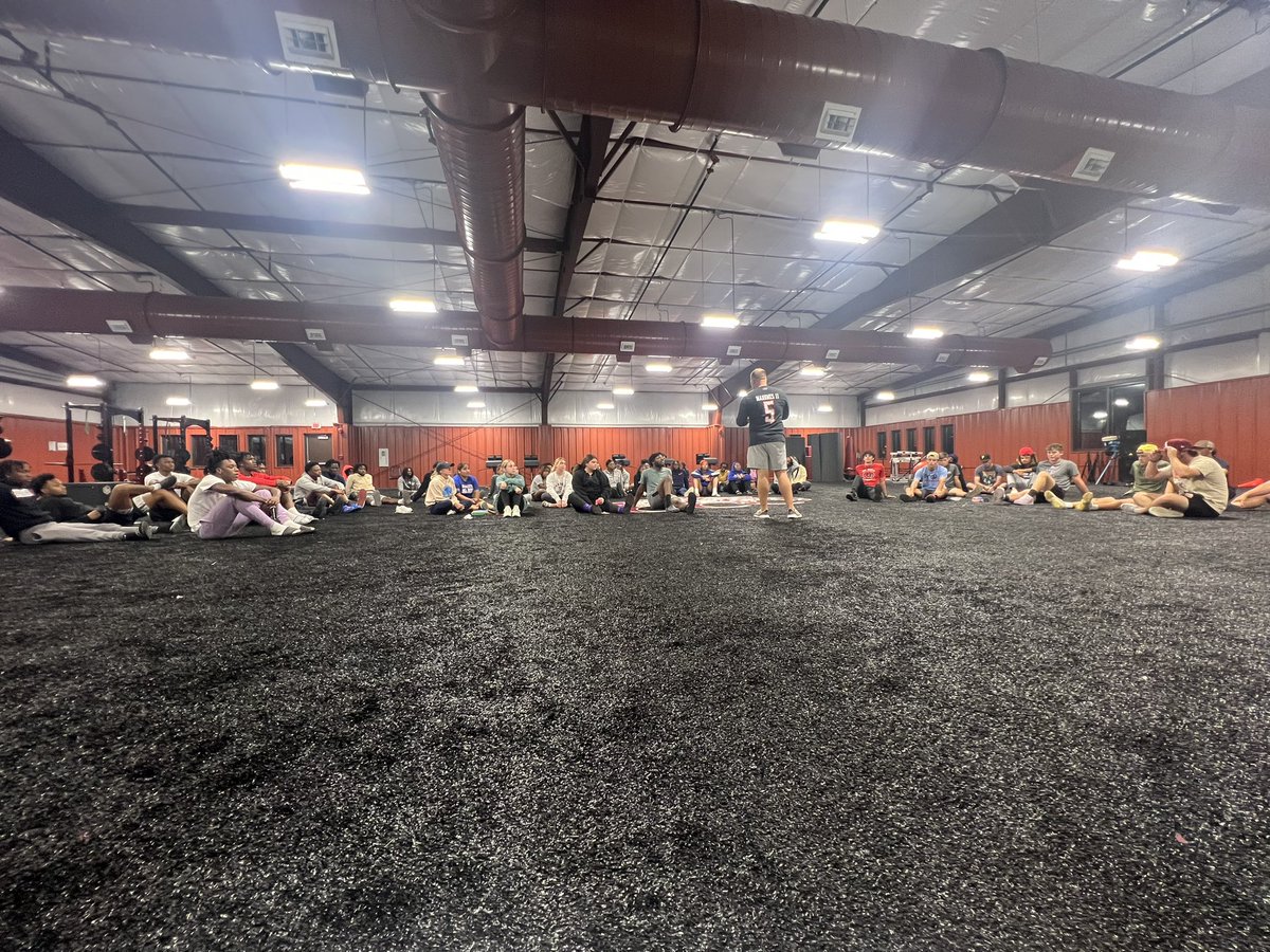 CoahomaFCA's tweet photo. Tonight we had 60 student athletes at FCA! We are growing and God is moving! We started an 8 week study on Daniel so don’t miss it!! https://t.co/SZYWOAfxfm
