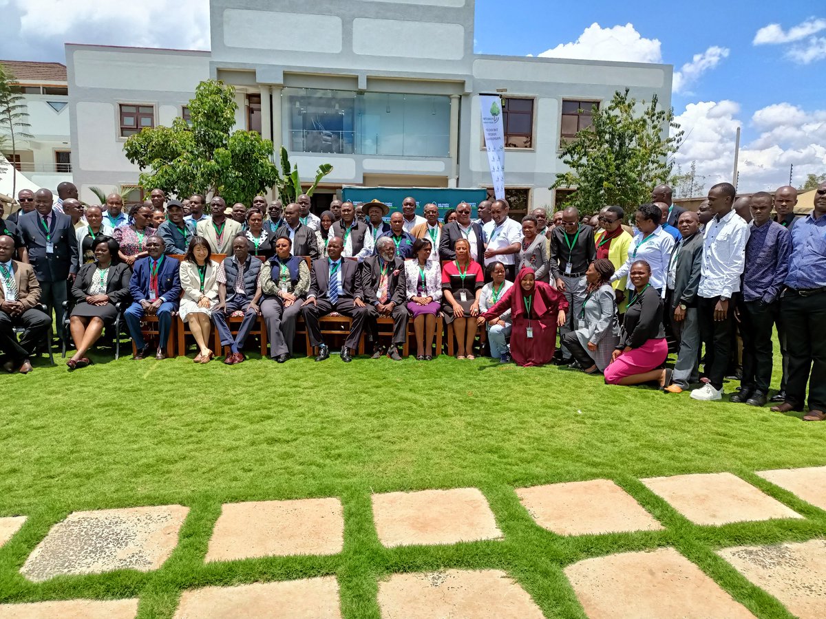 CollinsTowet's tweet photo. Exploring the Future of Our Forests: Uniting for Climate Resilience and Human Prosperity at the National Scientific Conference 🌿🌍🔬 #ForestForClimate #ScienceForChange" https://t.co/K7AHAMAOBu