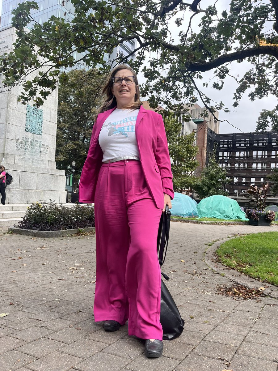 not all heroes wear capes,  but some wear pink suits, and gave you your first job, and then continue to inspire you as a friend and colleague and leader twenty years later cc: @DartmouthSue