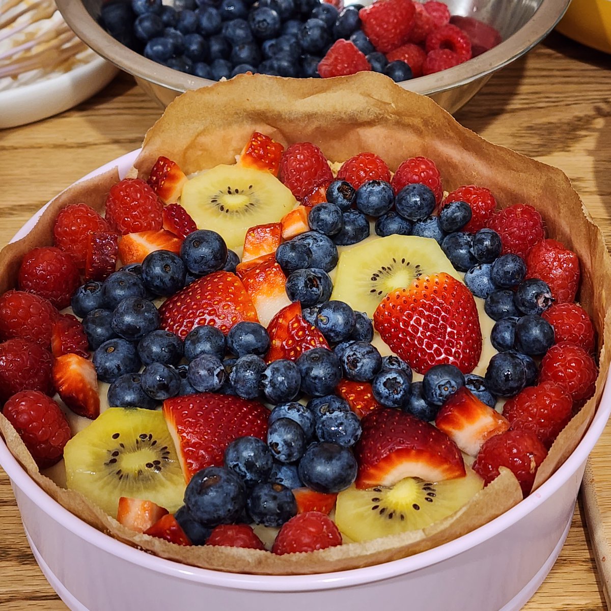 FriendlyCooks's tweet image. Had our 50th Yellow's Tiny Kitchen stream this week as well as a look back at our last few years of streaming. Thanks to everyone who came and made the week such an amazing one.

#twitch #Cooking #Foodies #foodphotography #Vegan