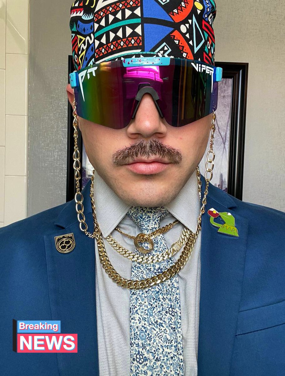 Gn

This man will be your bff this coming bullmarket with a minimum 100k follower account. Screenshot/Timestamp this.

I am @thedrsuss 🤘🏻😎